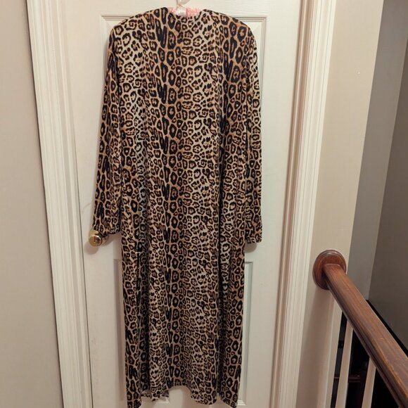 ⭐ Animal Print Duster - Picture 4 of 5